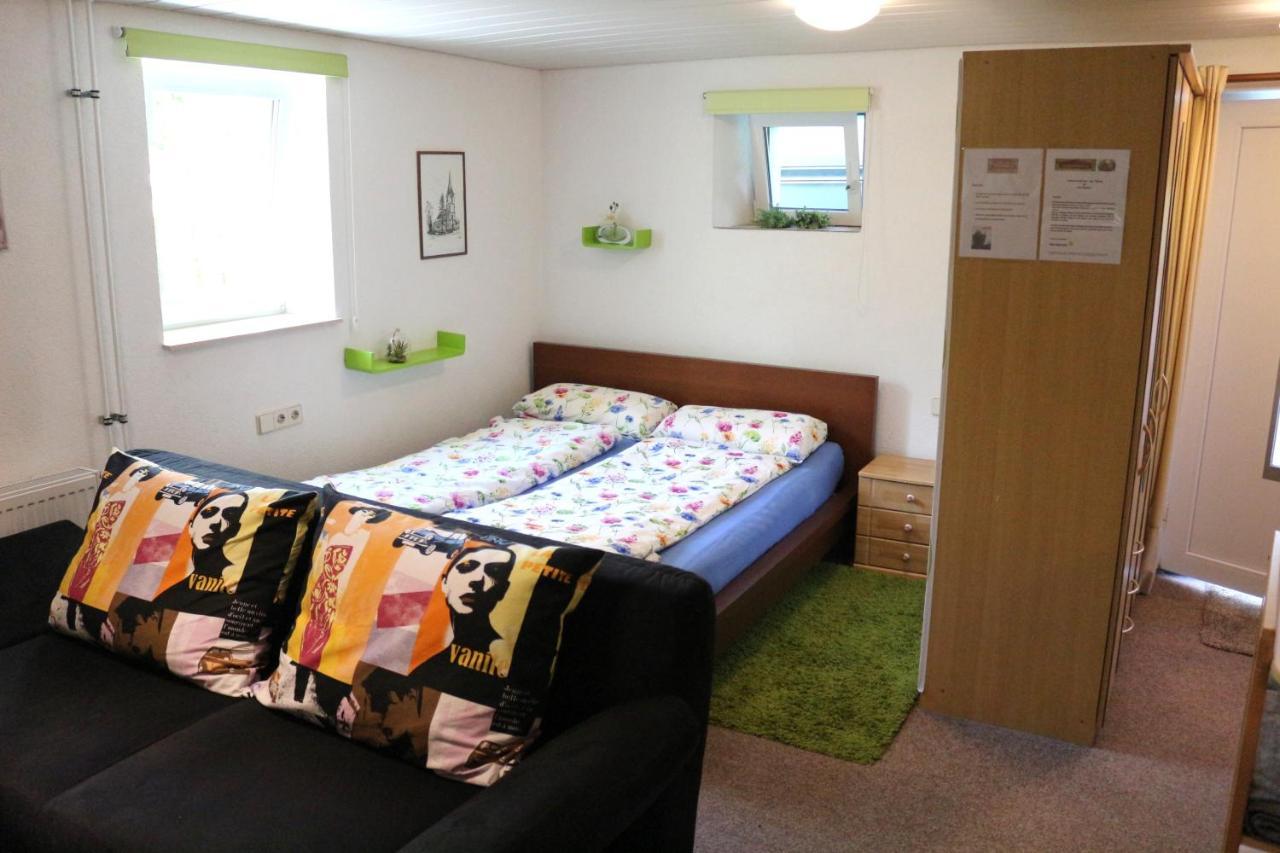 Ferienwohnung am Kocher-Jagst Radweg Neuenstadt am Kocher Exterior foto
