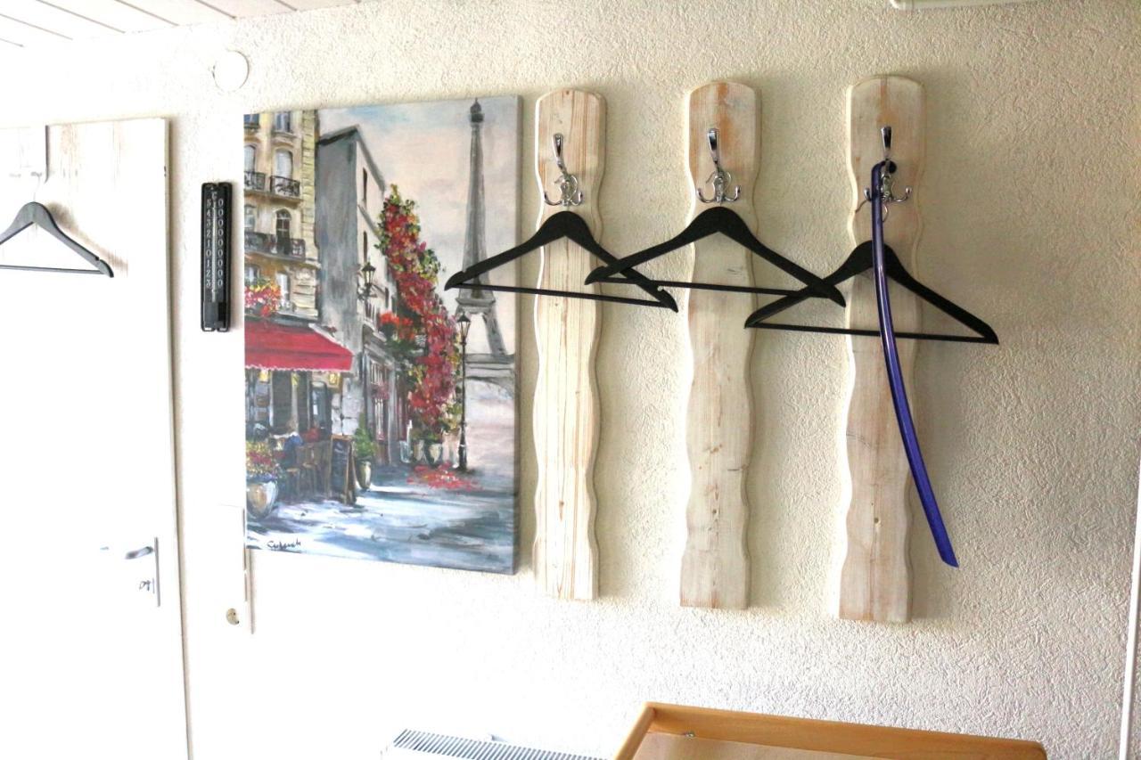 Ferienwohnung am Kocher-Jagst Radweg Neuenstadt am Kocher Exterior foto
